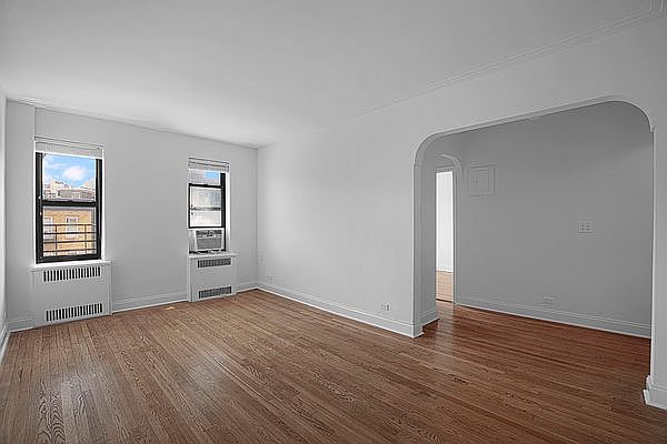 1st image of 62 Leroy St APT 3A