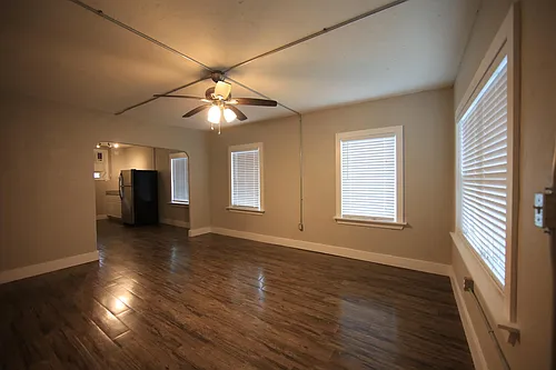 304 Palo Alto St #1 Photo 1
