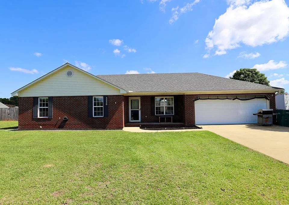 3330 Sheila Cir