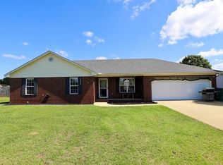 3330 Sheila Cir, Dalzell, SC 29040