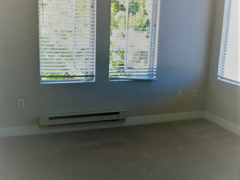 3x2 / 1240 sf / Guest Bedroom 1: