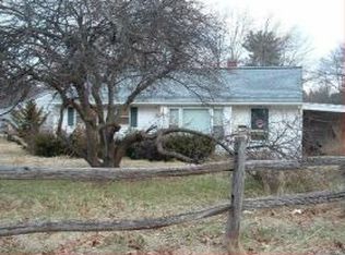 29 Ledyard Ave, Bloomfield, CT 06002