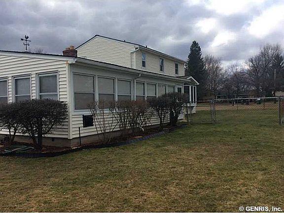 5th image of 52 Lovelace Ln