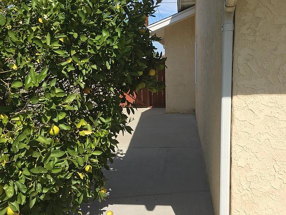 5th image of 4461 Mount Bigelow Dr
