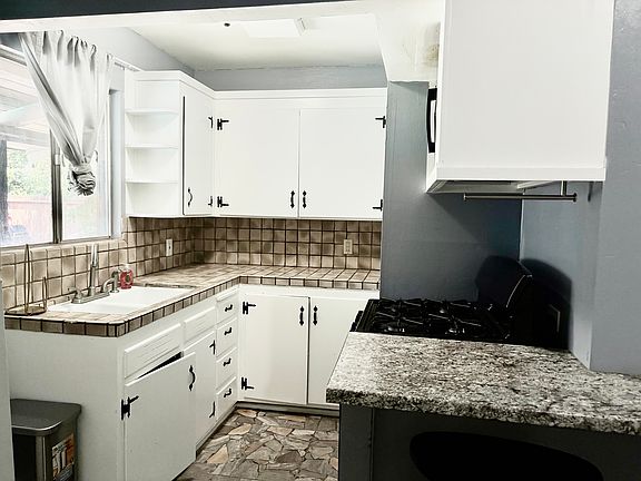 5th image of 5380 E Lowe Ave #2
