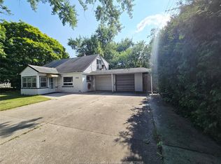 2865 Curry Ave, Windsor, ON N9E 2S9