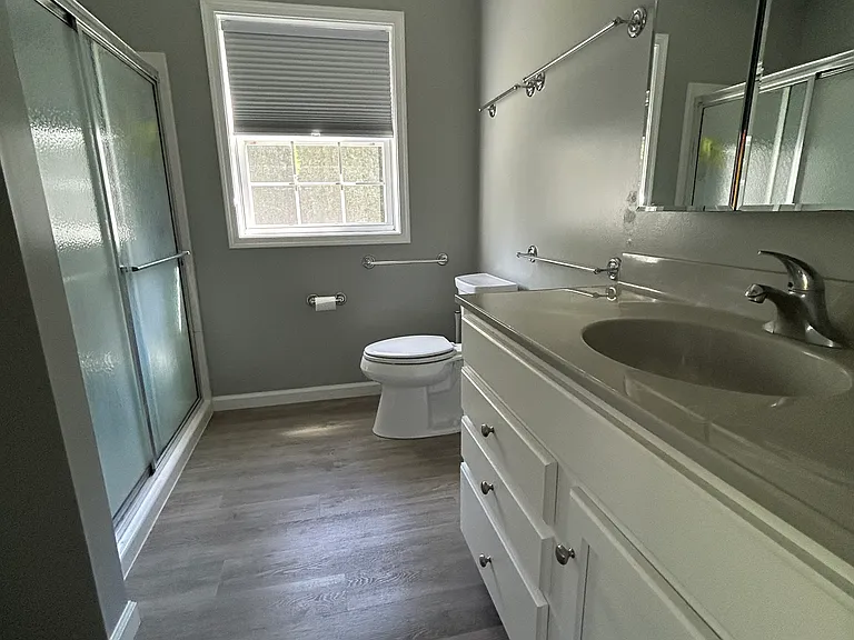 1864 Autumnwood Dr — Photo 9