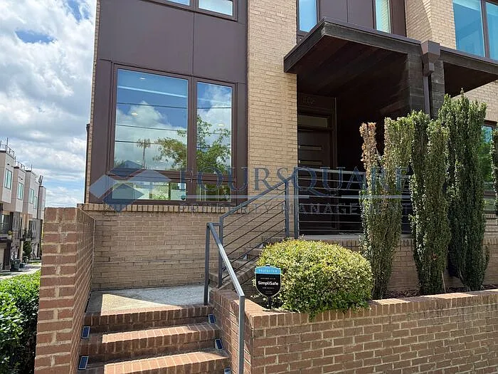 3 bed, 3.5 bath, 1616 sqft, $3,497 — Photo 3