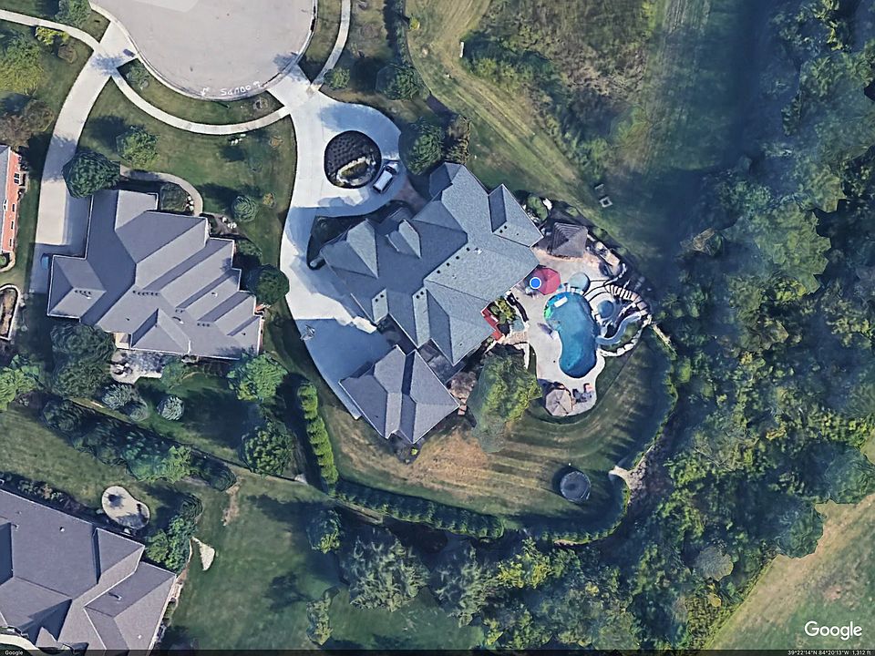 2nd image of 6563 Sherbourne Ct