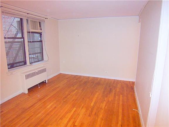 2nd image of 305-313 W 18th St #2E