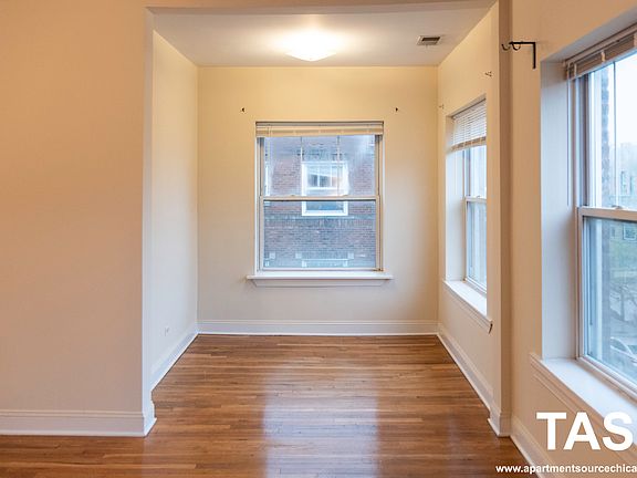 4th image of 3529.5 N Broadway St #3W