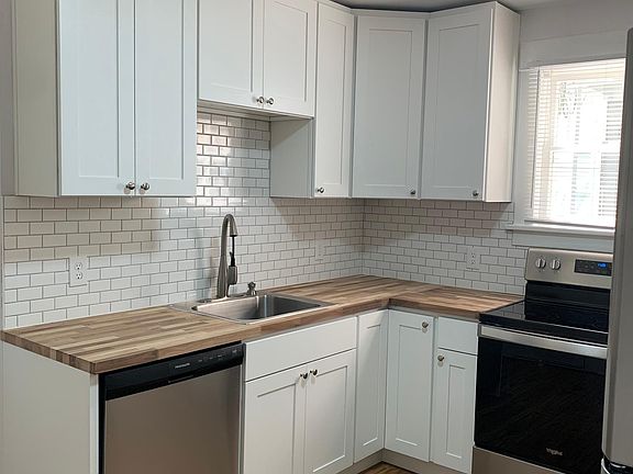 2nd image of 819 S Sheridan Ave
