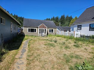 709 Monroe St, Hoquiam, WA