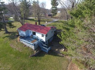 7020 Forest Rd SW, Dellroy, OH 44620