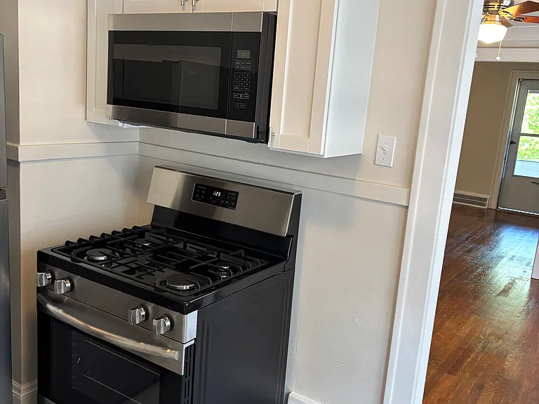 13507 Merl Ave #UP — Photo 8