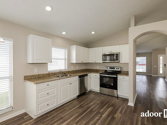 4th image of 10511 Goldwater Ln