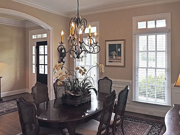 3rd image of 6300 Poplar Forest Dr