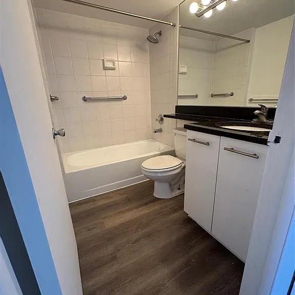 3300 NE 192nd St #11 — Photo 7