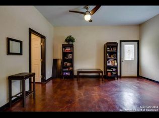 602 Ira Lee Rd #101, San Antonio, TX 78218