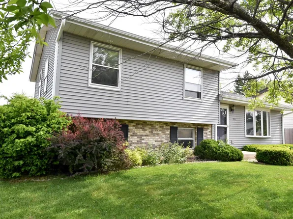 1724 Edgewood AVENUE, South Milwaukee, WI 53172