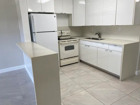 7 Kingswood, West Palm Beach, FL