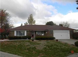 6636 Foxfire Ct, Indianapolis, IN 46214