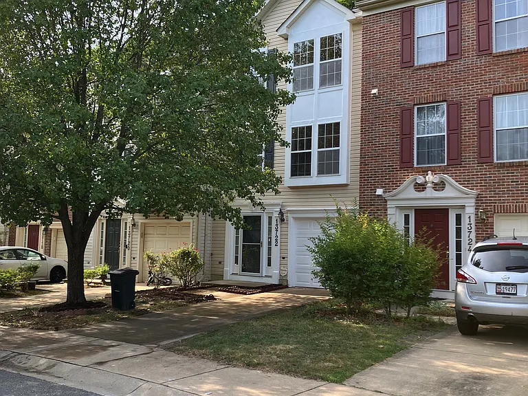 13722 Palmetto Cir — Photo 2