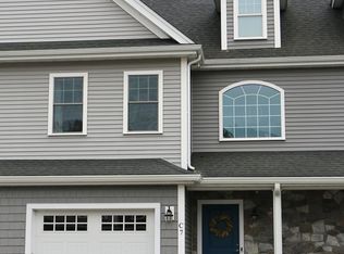 1 Roseland St UNIT C7, Foxboro, MA 02035
