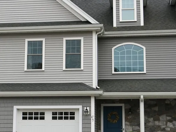 1 Roseland St Unit C7, Foxboro, MA 02035