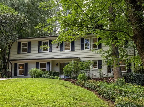 2513 Wilson Woods Dr, Decatur, GA 30033