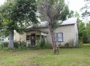 19788 SW South St, Blountstown, FL 32424
