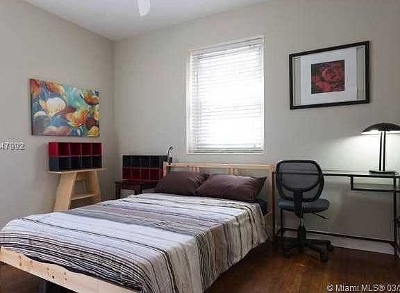 5th image of 402 Cadima Ave