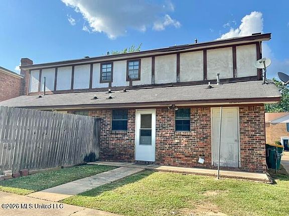4th image of 1831 N Allerton Blvd #A
