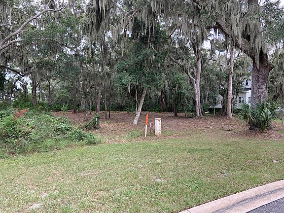 2nd image of 96210 Soap Creek Dr