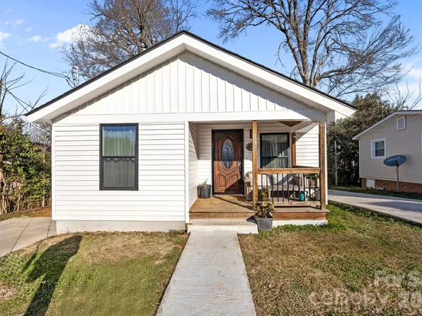 332 E Dunlap St, Lancaster, SC 29720