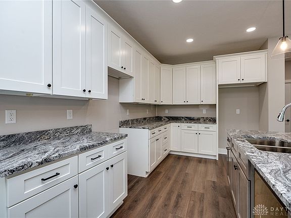 2nd image of 2930 Riverstone Dr