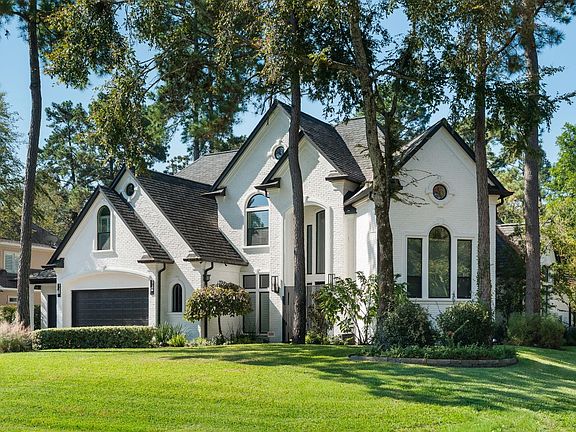 5th image of 70 E Bracebridge Cir