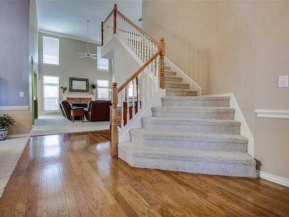 5th image of 2716 Wickham Ct