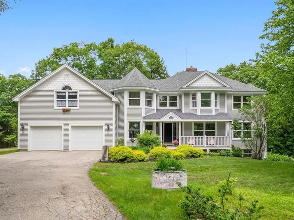 28 Castle Hill Road, North Yarmouth, ME 04097