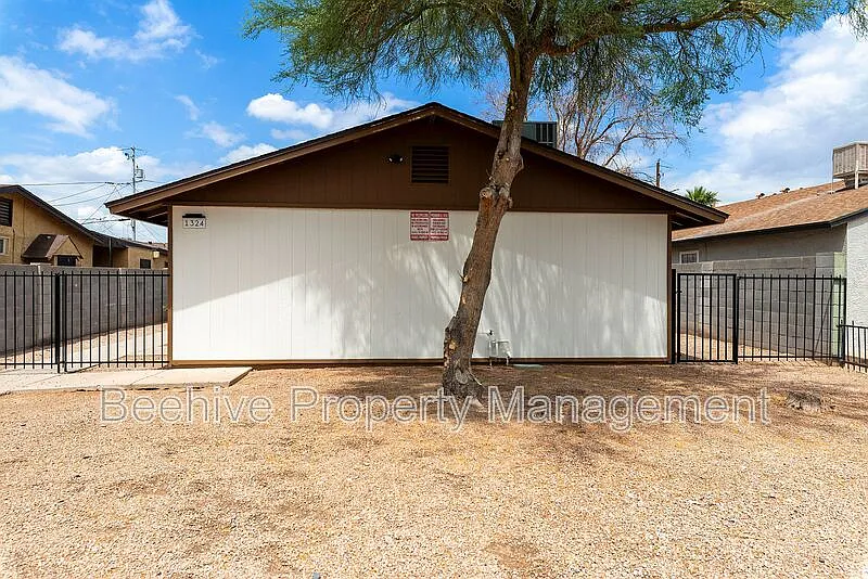 1 bed, 1.0 bath, 488 sqft, $799 — Photo 2