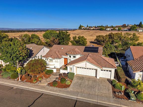3rd image of 855 Mossy Ridge Ln