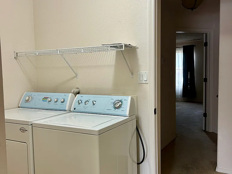 1920 Roaring Fork Pl NW — Photo 5
