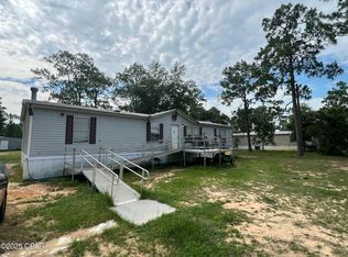 4151-4155 Yorkshire Dr, Chipley, FL 32428