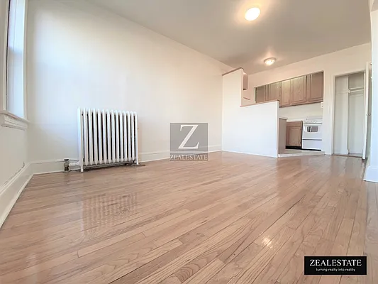 Rented by ZealEstate Group Inc | media 18