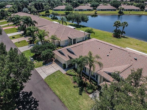 2nd image of 2214 Brookfield Greens Cir