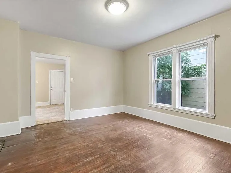 1931 Fillmore St NE #1 — Photo 7