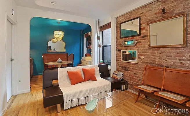 Rented by City Connections Realty | media 9