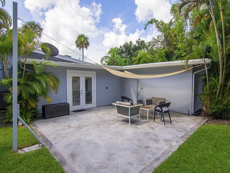 641 Bougainvillea Ln — Photo 26