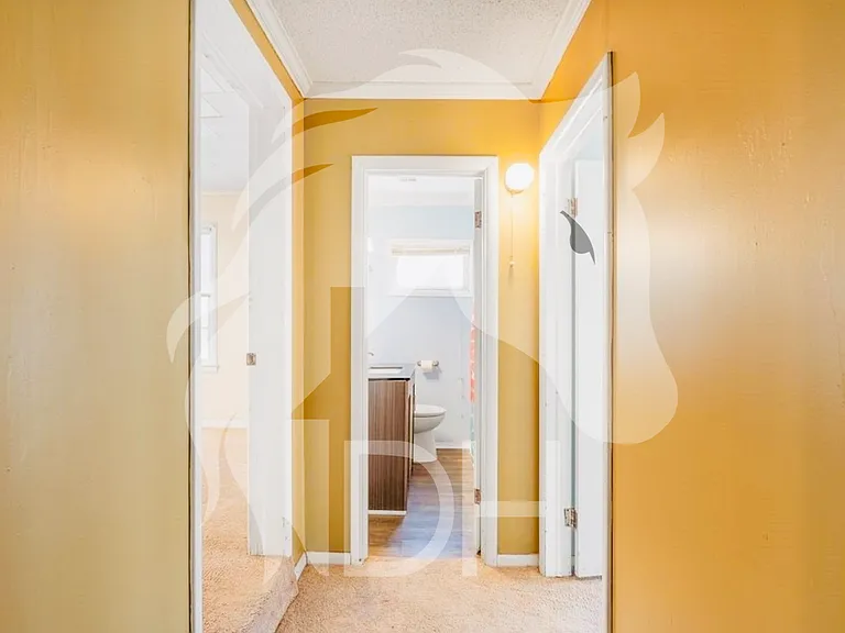 450 N Miller St — Photo 18