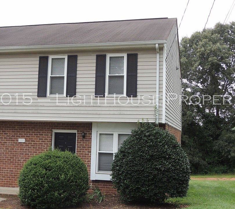 1st image of 110 Water Gate Dr #B